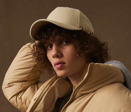 5-PANEL PREMIUM CURVED VISOR SNAPBACK CAP