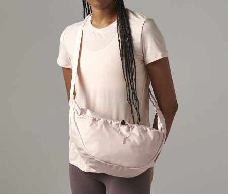 STUDIO CROSS BODY BAG