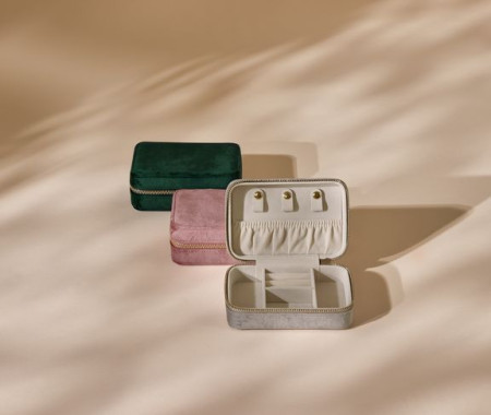 VELVET JEWELLERY CASE
