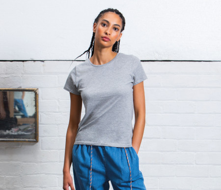 WOMEN'S ESSENTIAL ORGANIC T