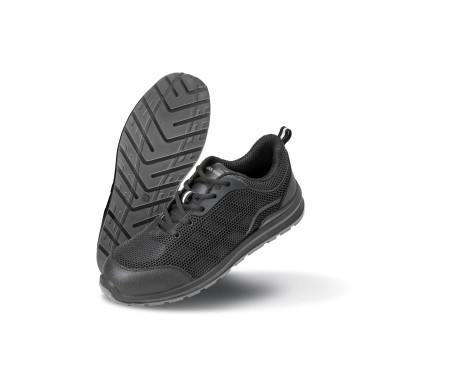 ALL BLACK SAFETY TRAINER